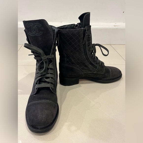 CHANEL Black Combat & Moto Boots - Picture 5 of 11